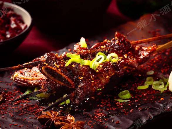 Grilled Short Rib (2pcs) / 044 碳烤牛仔骨 (2串)